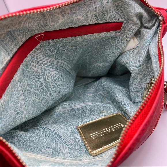 Shiraleah Red Vegan Leather Crossbody Purse - Picture 3 of 7